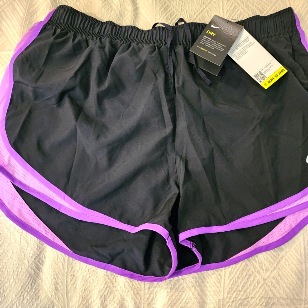 Nike Women's Black and Purple Running Shorts Sz XXL NWT